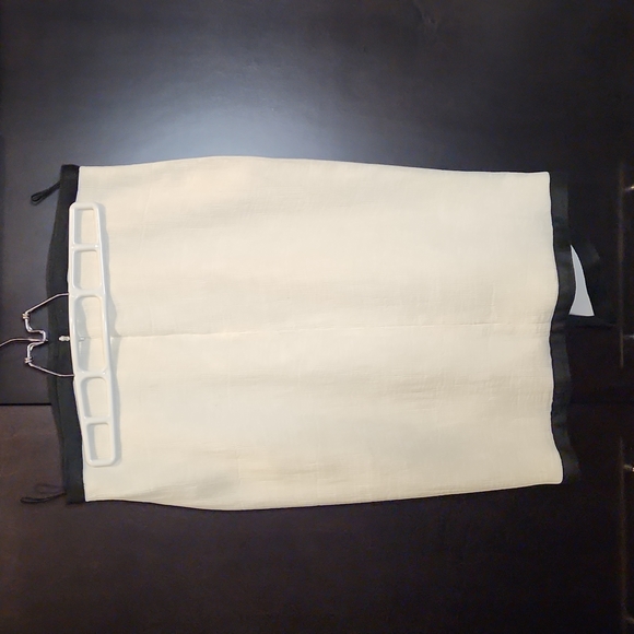 Franco Mirabelli elegant skirt size 4 - Picture 3 of 4